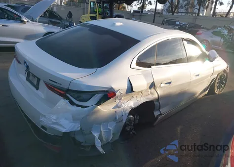 2024 BMW I4 Edrive35 из США, поврежденный, VIN WBY43AW08RFT12002